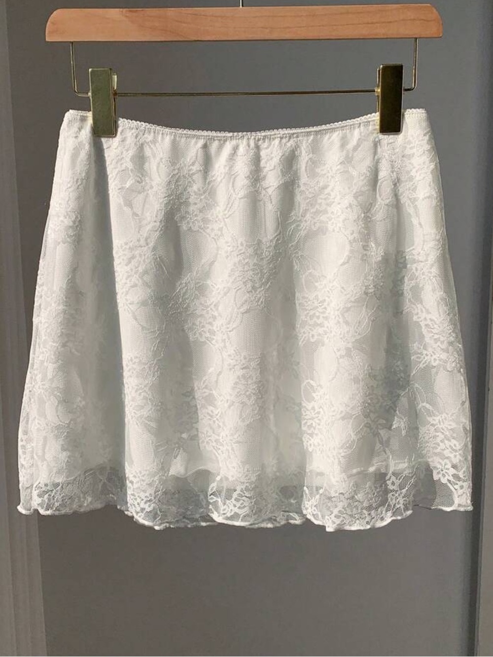 White Lace A-Line Women's Skirt - 6/M
